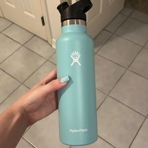 Teal hydroflask